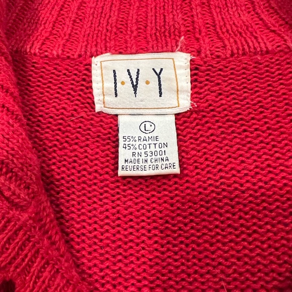 Vintage red button down sweater - Picture 4 of 5